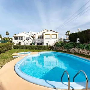 https://villa-caliu-malaga.1costadelsol.com
